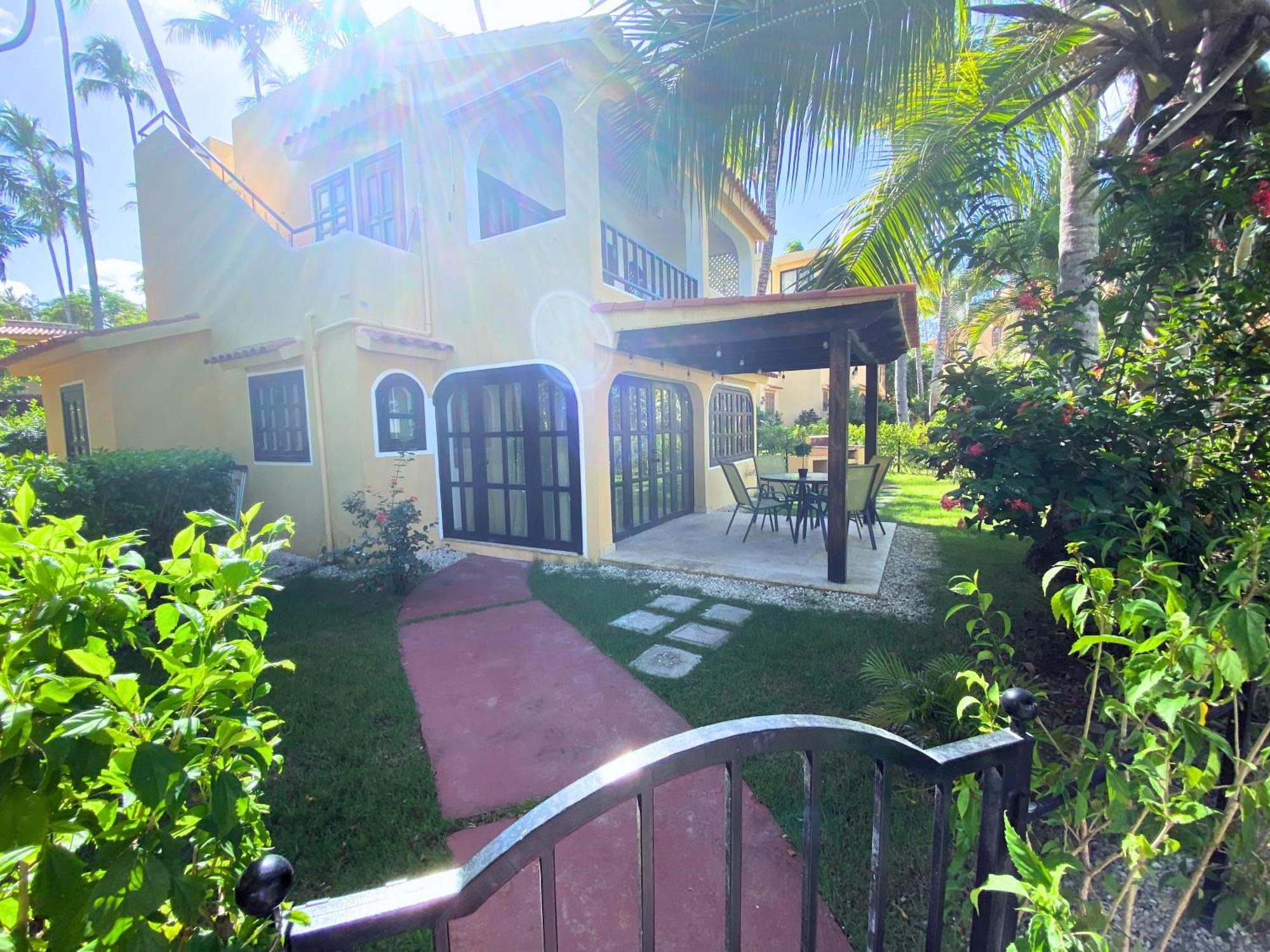 Отель Caraibico Deluxe Beach Club & Spa Пунта-Кана Экстерьер фото